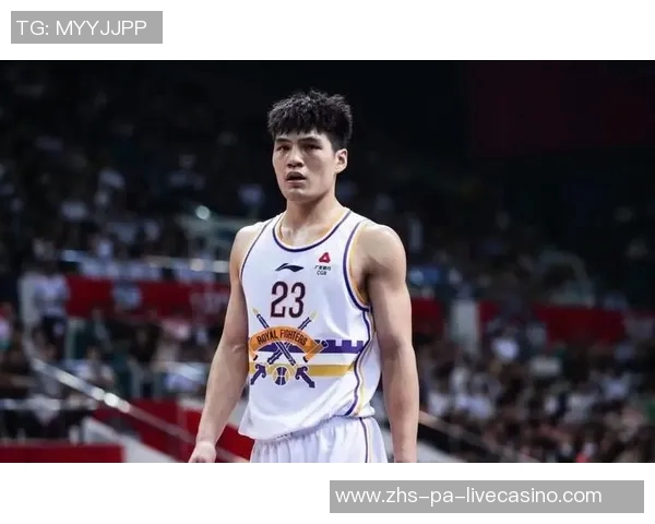 广东队再度追求陈国豪北控或将要价男篮锋线国手